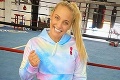 Obdarená boxerka z Austrálie prekvapila: Váženie v sexi bielizni!