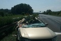 Tragická nehoda! Auto sa zrazilo s nákladiakom, diaľnicu D2 v smere do Bratislavy uzavreli