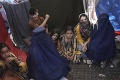 Guterres odhalil desivé správy z Talibanu: Ženy, dievčatá a novinári si prechádzajú peklom