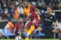 TOTO sa len tak nevidí: Obranca Galatasarayu napadol spoluhráča