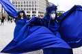 Berlín hore nohami kvôli protestu: Ekoaktivisti vyliezli na známu pamiatku a zablokovali premávku