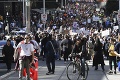 Lockdownov majú už dosť: V Austrálii zatkli na protestoch stovky ľudí