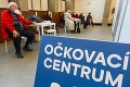 Očkovanie v Česku: Niekoľkým osobám z rizikových skupín už podali tretiu dávku vakcíny