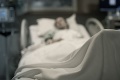Nemocnica v Žiline sprísňuje pravidlá pred hospitalizáciami: Rovnaké nariadenie pre zaočkovaných aj nezaočkovaných