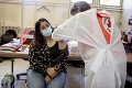 Francúzsko spustilo očkovanie treťou dávkou: Nárok na vakcínu majú milióny ľudí