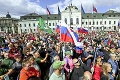 Protesty v Bratislave: Zadržali 12 demonštrantov, jedna osoba sa zranila