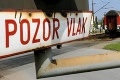 Na železničnom priecestí v Michaľanoch zrazil 12-ročného chlapca vlak: Utrpel ťažké zranenia