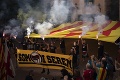 V Španielsku protestovali desaťtisíce ľudí: Separatisti majú dve hlavné požiadavky
