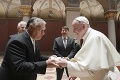 Pápež sa stretol s premiérom Orbánom: Hlava cirkvi žiada pomoc pre ľudí