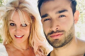 Zamrzne snúbencovi Britney Spears úsmev? Aha, čo žiada pred svadbou speváčka