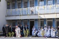 Zahraničie komentuje pápežovu návštevu: František dopĺňa prejavy vtipnými poznámkami, toto odvetil novinárke