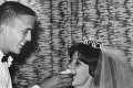 Ich láska prešla skúškou času! Manželia napodobnili svoje svadobné fotky spred 59 rokov: Uvidíte nevestu, padne vám sánka