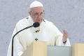 Odkaz pápeža Františka z lietadla: Slová, ktoré zahrejú pri srdci