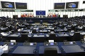 Reforma modrej karty EÚ prešla parlamentom: Má prilákať kvalifikovanú silu zvonku