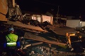 Nočná dráma v Žiline: Z rodinného domu zostali len trosky! Rýchly zásah hasičov