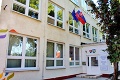 Vyhrotená situácia v bratislavských Rusovciach: Prečo starostka nevymenovala zvoleného riaditeľa školy?