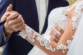 Magický svadobný deň sa zmenil na horor: Novomanželia ako obarení, hostia v panike utekali