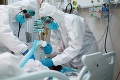 V Poľsku pribudlo takmer tisíc nových prípadov a 14 úmrtí: Koľko ľudí je tu zaočkovaných?