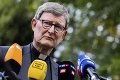 Kritizovaný prominentný arcibiskup zostane vo funkcii: Rozhodol o tom pápež František