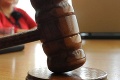 Zarážajúci prípad v Trenčíne: Za sexuálne zneužívanie 12-ročného chlapca odsúdili 18-ročné dievča