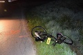 Vážna nehoda v Trenčianskej Turnej: Pri zrážke s autom cyklistu vymrštilo, utrpel vážne zranenia