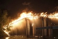 Rím v noci zachvátili plamene: Pri rozsiahlom požiari sa vážne poškodil historický most