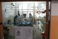 Nemocnica na východe Slovenska sa plní infikovanými pacientmi: Smutné konštatovanie riaditeľa