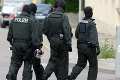 Veľká razia proti drogovým gangom: Policajné zložky zasahovali v troch európskych štátoch