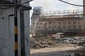 Desivý požiar v hlavnom meste: Oheň šľahal zo známeho priemyselného areálu!