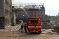 Desivý požiar v hlavnom meste: Oheň šľahal zo známeho priemyselného areálu!