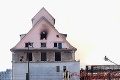Hasiči likvidujú rozsiahly požiar budovy v Bratislave: Nečakané komplikácie!
