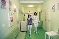 Zvolenská nemocnica pripravila pre pacientov príjemné spestrenie: Novinka na chodbách oddelení
