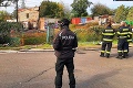 Polícia koná v súvislosti s ničivým požiarom ubytovne v Ružinove: Trestné stíhanie