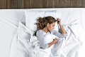 Nedostatočný nočný oddych zvyšuje riziko depresií a úzkostí: Koľko hodín by ste mali spať?