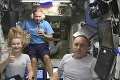 Ruský filmový štáb sa vrátil z ISS: Povinnosti im ešte nekončia, pozrite, čo ich čaká