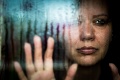 Ženu znásilnili vo vlaku: Cestujúci jej vôbec nepomohli! Rázny odkaz policajta