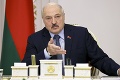 Lukašenkova kritika pohla ľadmi: Bielorusko mení pravidlá, rúškam na mnohých miestach odzvonilo
