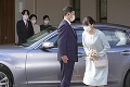 Bývalá princezná Mako a jej neurodzený manžel opustili krajinu: Rozhodnutie za poriadny balík