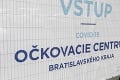 Veľkokapacitné očkovacie centrum na NFŠ opäť otvorí svoje brány: Kto sa môže registrovať na tretiu dávku?