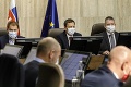 Smer žiada hlavu Krajniaka kvôli 24-miliónovému škandálu: Vláda povedala, či ho podrží
