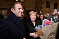 Angelu Merkelovú vo Francúzsku milujú: Takto sa s ňou rozlúčili ľudia a prezident Macron