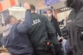 Dráma v piešťanskom supermarkete kvôli respirátorom, politici reagujú: Heger ukázal prstom na Fica!