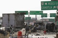 Extrémne tragická hromadná dopravná nehoda si vyžiadala najmenej 19 životov: Kamión v Mexiku narazil do stojacich áut