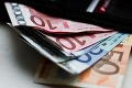 Centrum pre verejnú politiku sa pozrelo na rast platov v regióne: Neradostné zistenie o Slovensku