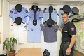 Policajt Miroslav zbiera košele kolegov z celého sveta: Chorváta som vyzliekol z uniformy