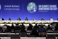 Snažia sa nájsť konsenzus: Delegáti nedosiahli na klimatickej konferencii dohodu v určenom termíne
