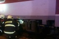 Požiar vagóna v Malackách: Hasiči museli evakuovať cestujúcich