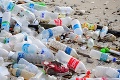 Ktorá krajina vyprodukuje najviac plastového odpadu? Experti bijú na poplach