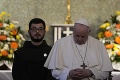 Pápež František odštartoval svoju päťdňovú cestu na Cypre: Povzbudil ľud k zmiereniu