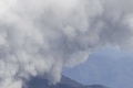 Indonézska sopka Semeru vybuchla: Po erupcii hlásia obeť a zranených